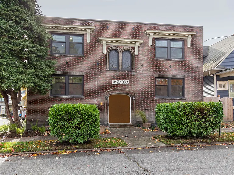 571 Valley St #2 — Photo 4