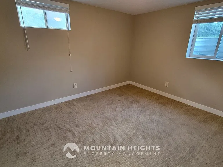 1116 E Hudson Ave — Photo 14