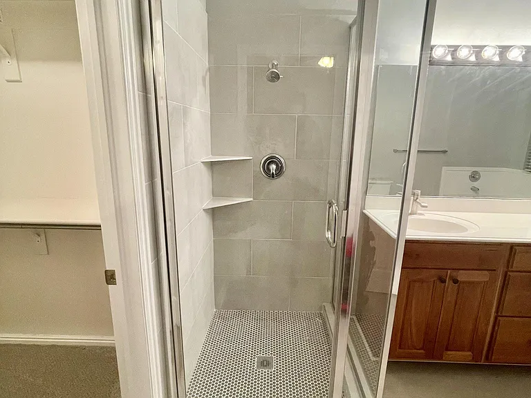 1201 E Parkstone Dr — Photo 18