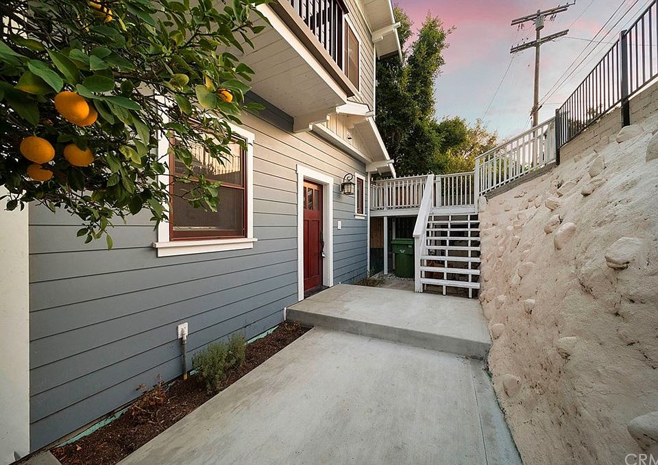 1st image of 1646 N Benton Way