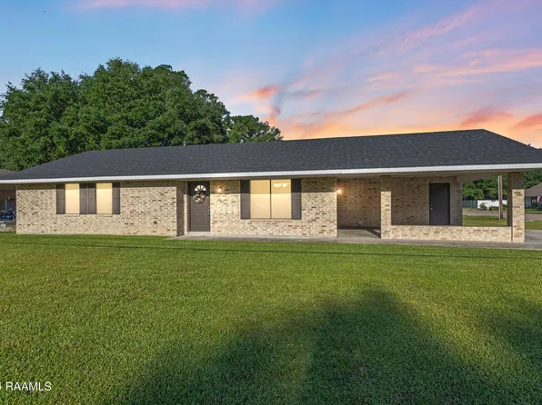 135 Monterey St, New Iberia, LA 70563