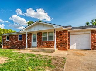 805 W F St, Okeene, OK 73763