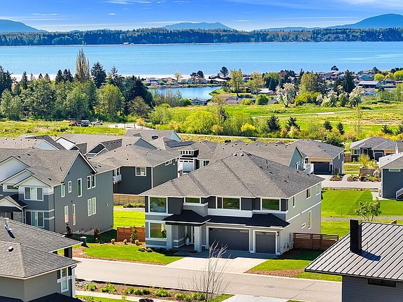 2nd image of 8461 Camas Drive