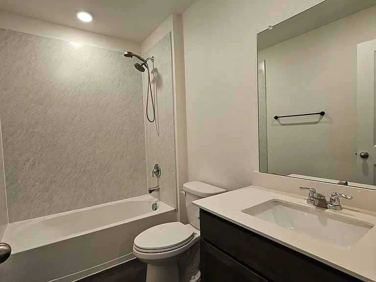 813 Fueller Dr — Photo 38