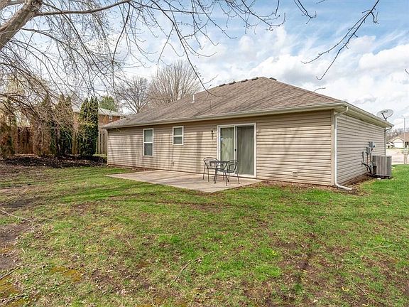 5th image of 1902 Firefly Ct