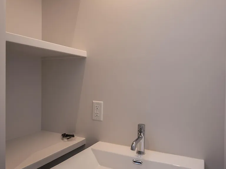 297 Morton Ave #BACK HOUSE — Photo 37