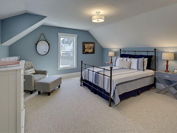 3rd image of 23 Follinsbee Ln