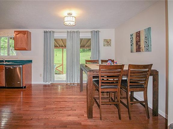 5th image of 1045 Ajay Dr