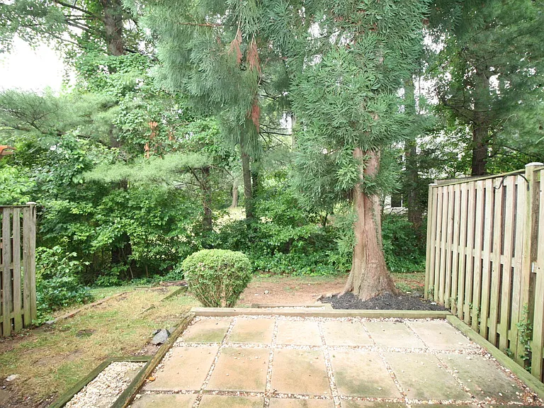 17231 Epsilon Pl — Photo 29