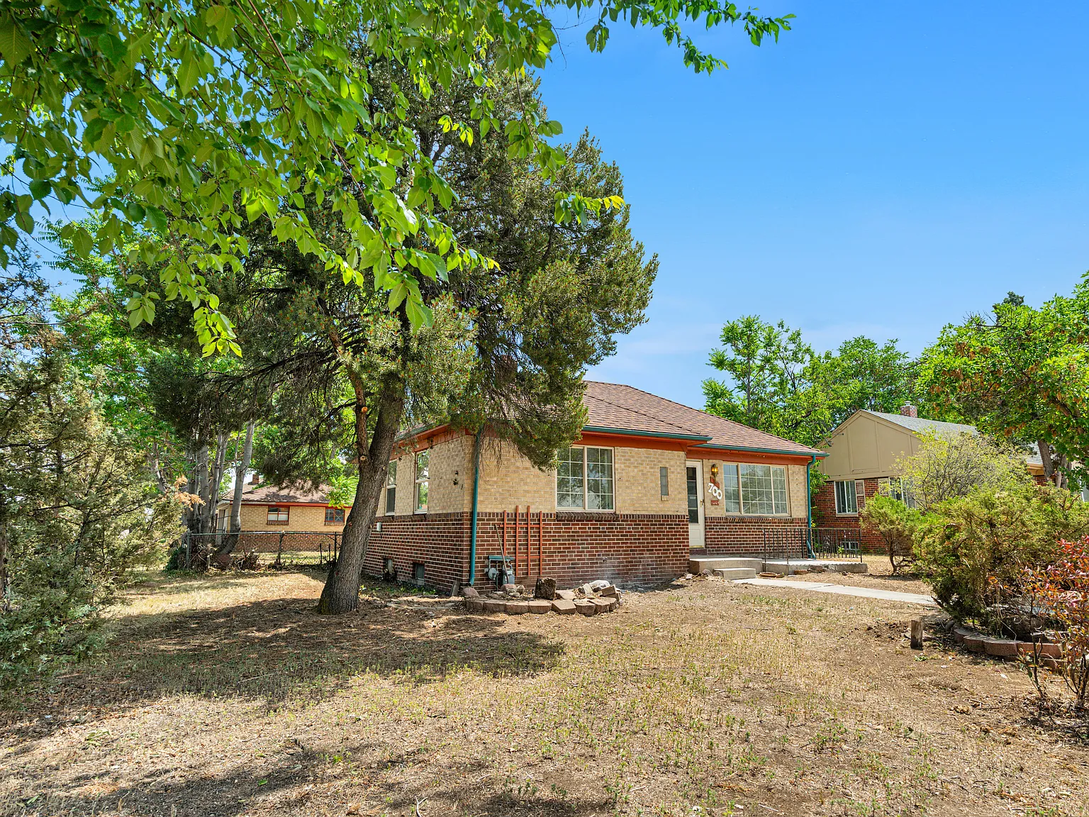 3 bed, 1600 sqft, $2,900 — Photo 2
