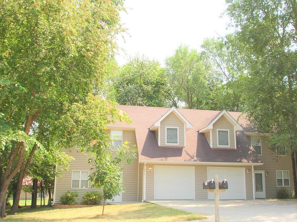1st image of 3713 Iowa St