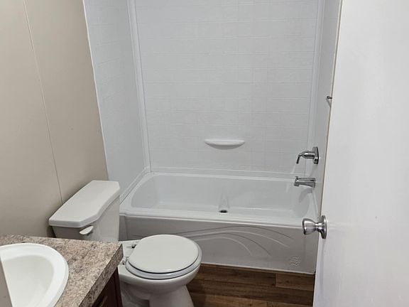 4th image of 38 Butternut Dr #38
