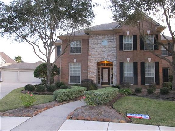 Executive style home built by Village Builders with 3476 square feet. 5 Bedroom, 3 1/2 baths and 3 c