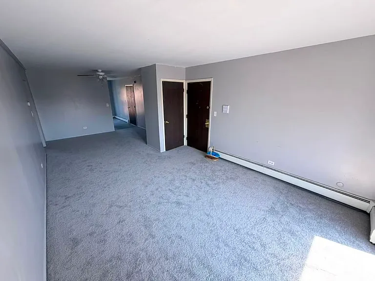 535 Brookside Dr #E — Photo 2
