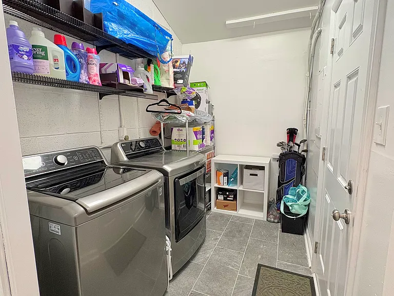 853 Cambridge Dr — Photo 8