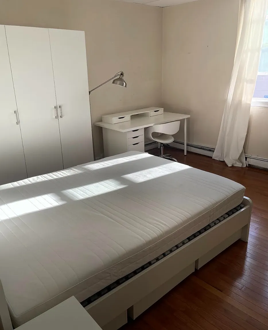 3 bed, 9999 sqft, $3,600 — Photo 3