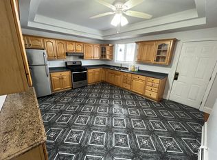 324 Dartmouth St #1, New Bedford, MA 02740