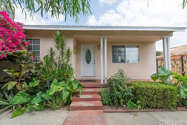 1st image of 2053 Phillippi St