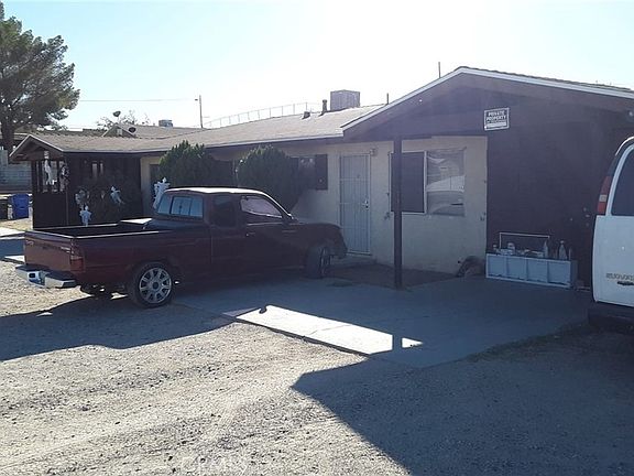 2nd image of 135 W Grace St