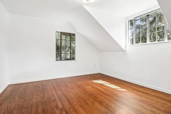 1040 Creek Dr — Photo 43