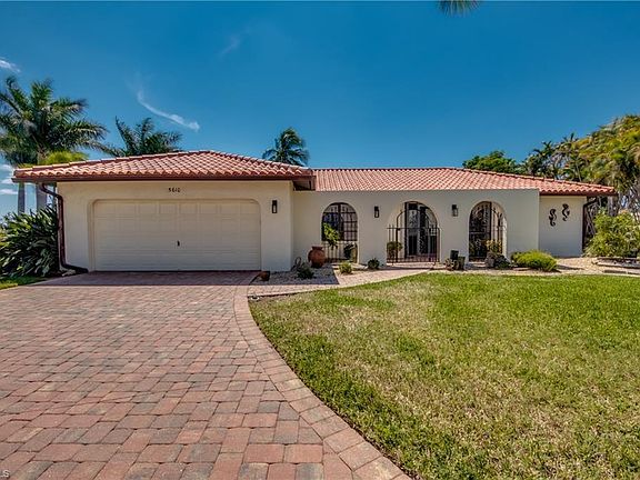 3rd image of 5610 SW 11th Pl