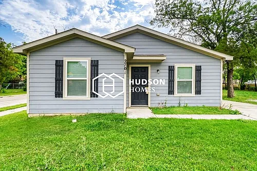 2701 Vogt St Photo 1