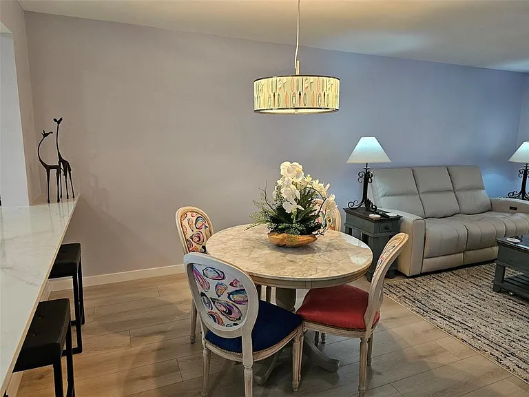 153 Wild Palm Dr #1610 — Photo 11