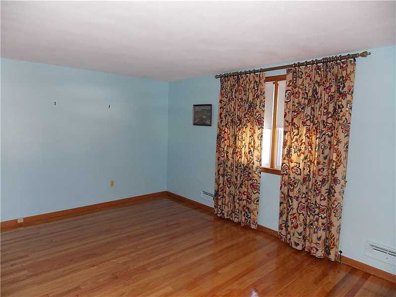 64 Natick Ave, Warwick, RI 02886 Zillow