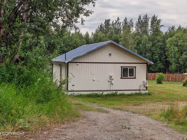 1720 E Maradee Cir, Wasilla, AK 99654