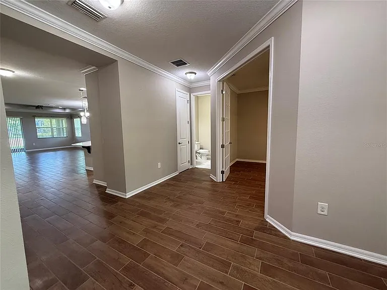 12200 Rangeland Blvd — Photo 3