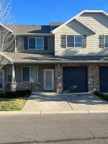 644 E Shadow View Ln Photo 1