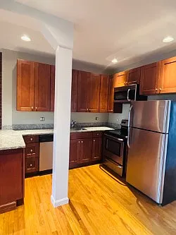 7 Pembroke St #6 — Photo 2