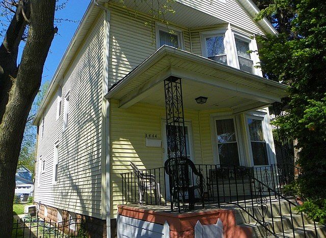 2nd image of 3444 W 66th Pl