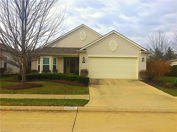 15370 Oak Hollow Ln, Strongsville, OH 44136