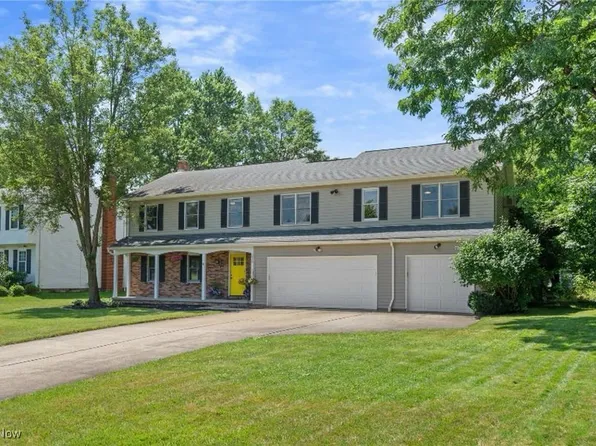 6910 Longview Dr, Solon, OH 44139