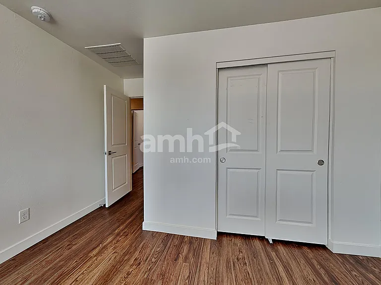 4206 S 105th Dr — Photo 19