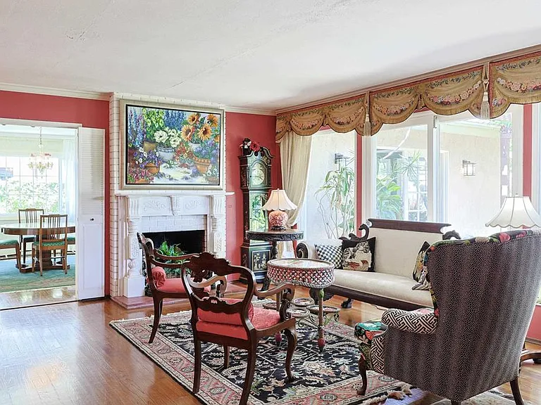 610 Country Club Ln — Photo 3
