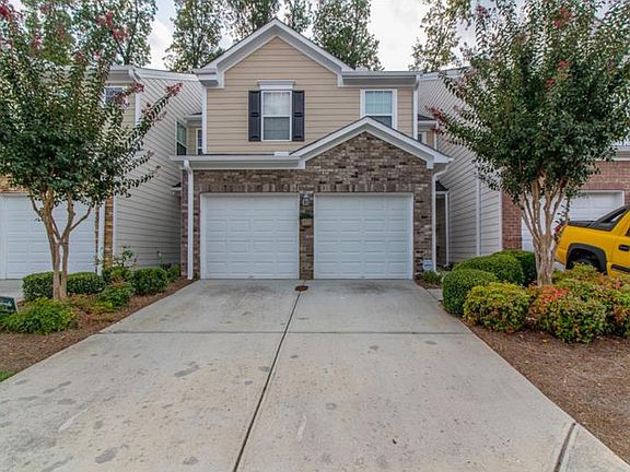 2nd image of 35 Jekyll Dr #8