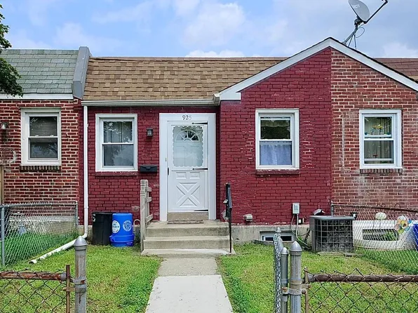 925 Barker Rd, Sharon Hill, PA 19079