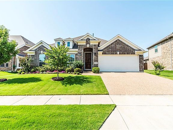 3rd image of 14016 Winter Hill Dr