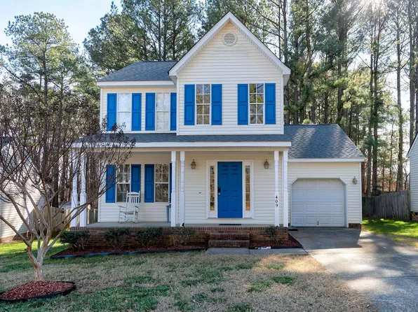 409 Lee St, Holly Springs, NC 27540