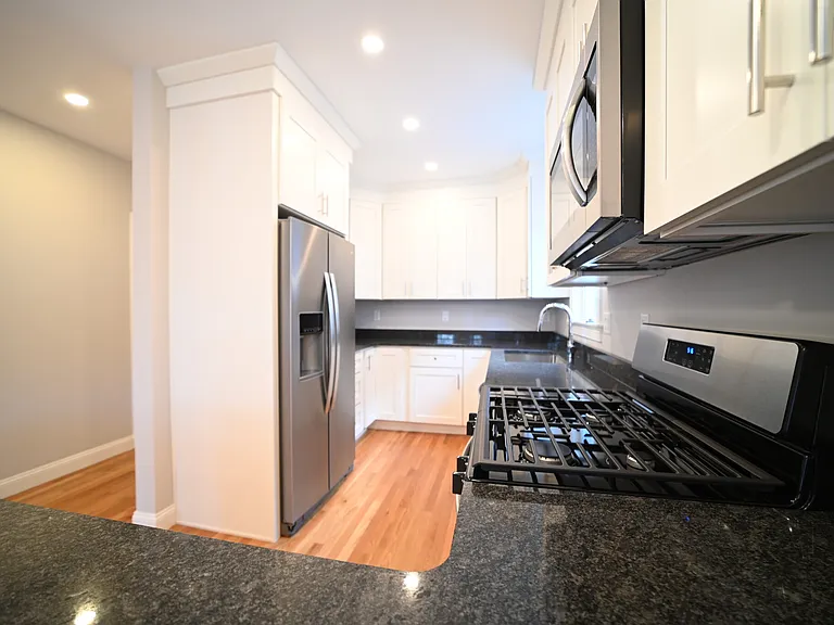 19 Roberts St — Photo 4