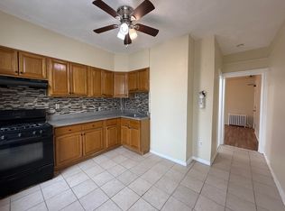 816 19th St, Union City, NJ 07087