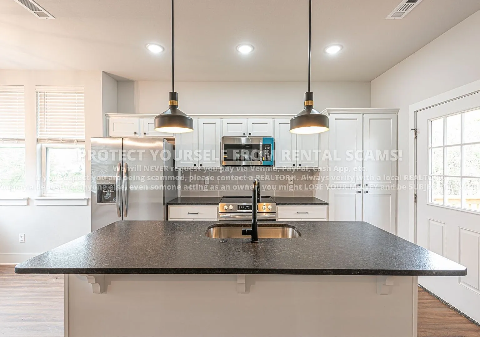 1047 S Laramie Heights, Fayetteville, AR 72704 — Photo 4