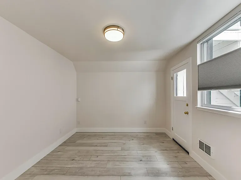 1454 South Van Ness LLC — Photo 31