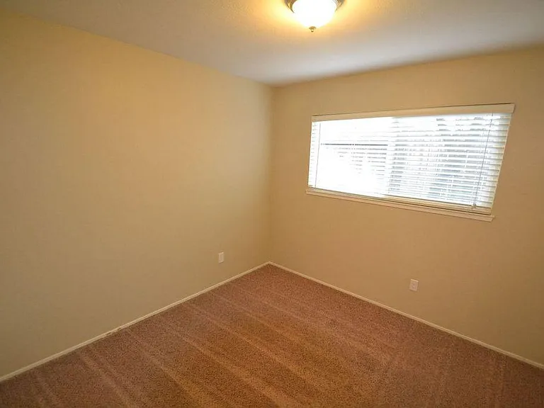 5625 Phlox Ct — Photo 9
