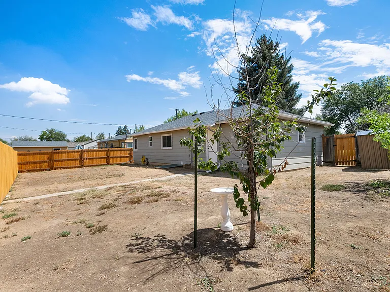 2311 Mountain View Dr — Photo 15