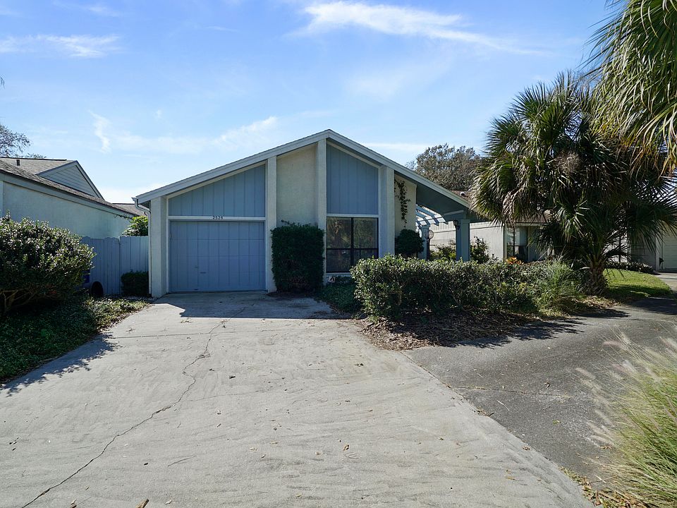 1st image of 2526 Dauphine Ct W