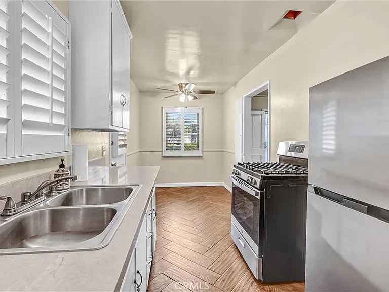 6707 Cleon Ave — Photo 19