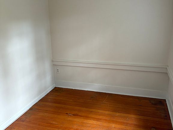 4th image of 5 Doty Ave APT 1
